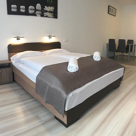 F&M Apartman إيغيرسولوك المظهر الخارجي الصورة