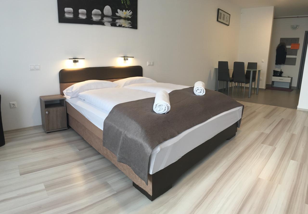 F&M Apartman إيغيرسولوك المظهر الخارجي الصورة