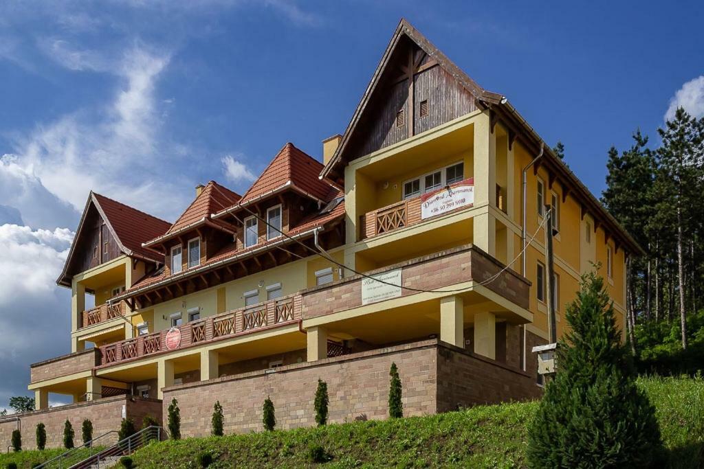 F&M Apartman إيغيرسولوك المظهر الخارجي الصورة